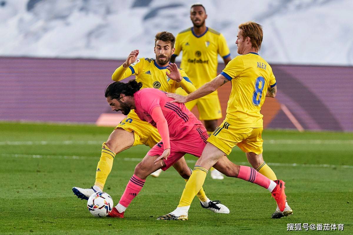 包含战意十足：维达德卡萨布兰卡世俱杯热身赛回顾的词条