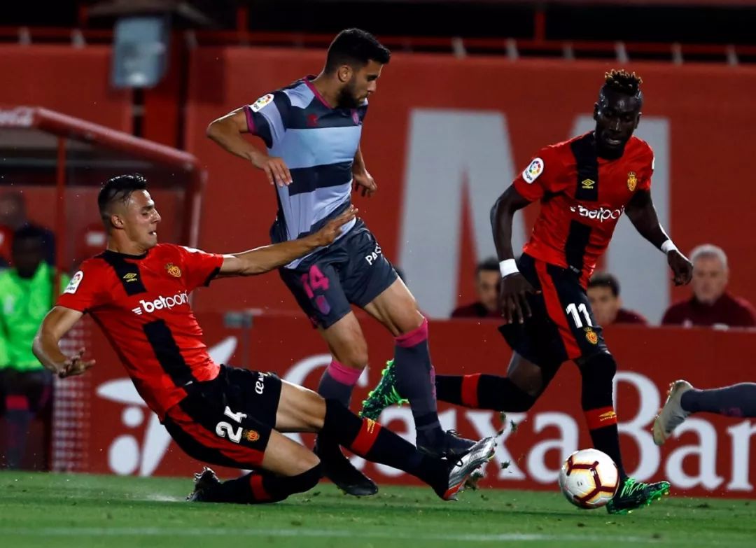 格拉纳达CF主场力克对手，保持胜利势头的简单介绍