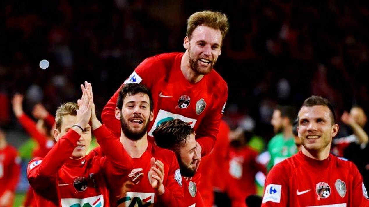 甘冈在比赛中表现出色,堪称全队之骄的简单介绍 甘冈在比赛中表现出色,堪称全队之骄的简单介绍