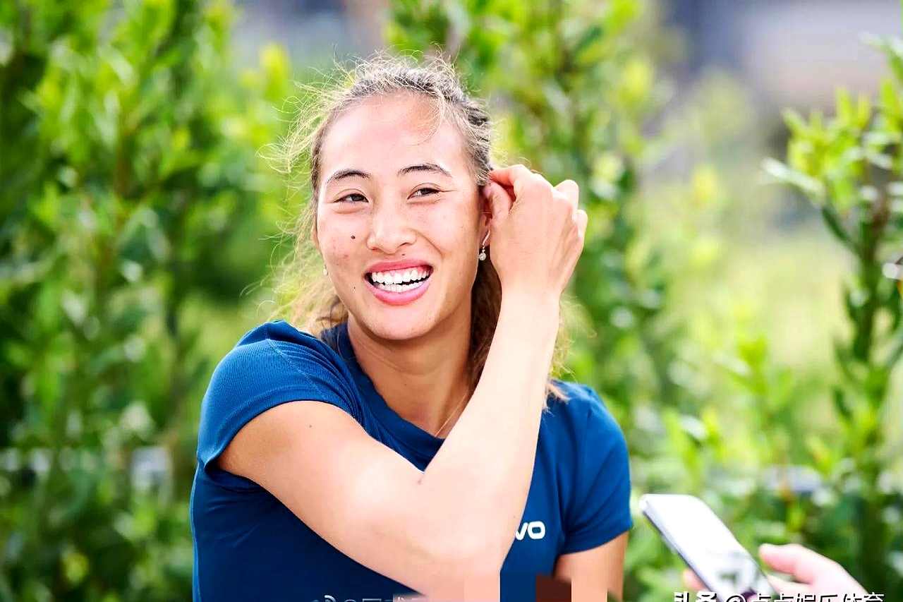 星光熠熠：运动员赛场精彩战绩举世赞叹的简单介绍