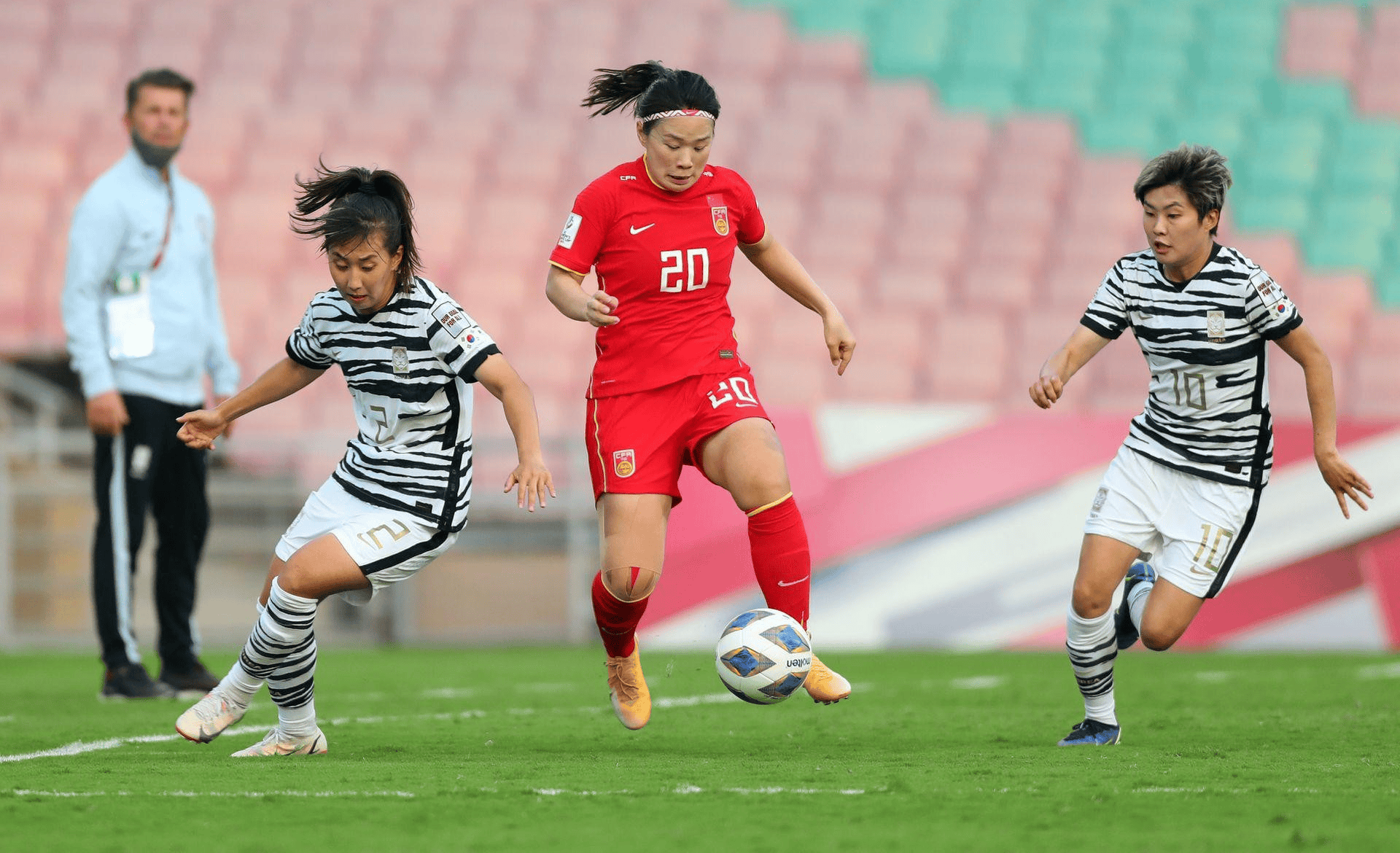 国足女将厉兵秣马，连连击败对手晋级的简单介绍