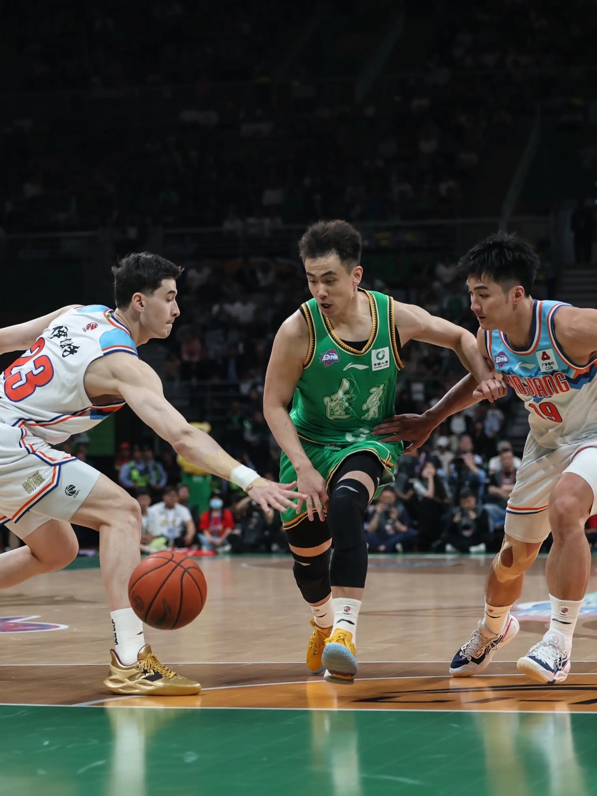 天津男篮主场对抗辽宁队,争取西部榜首 天津男篮主场对抗辽宁队,争取西部榜首