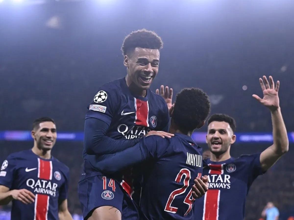 巴黎圣日耳曼主场胜出绝决拐的简单介绍