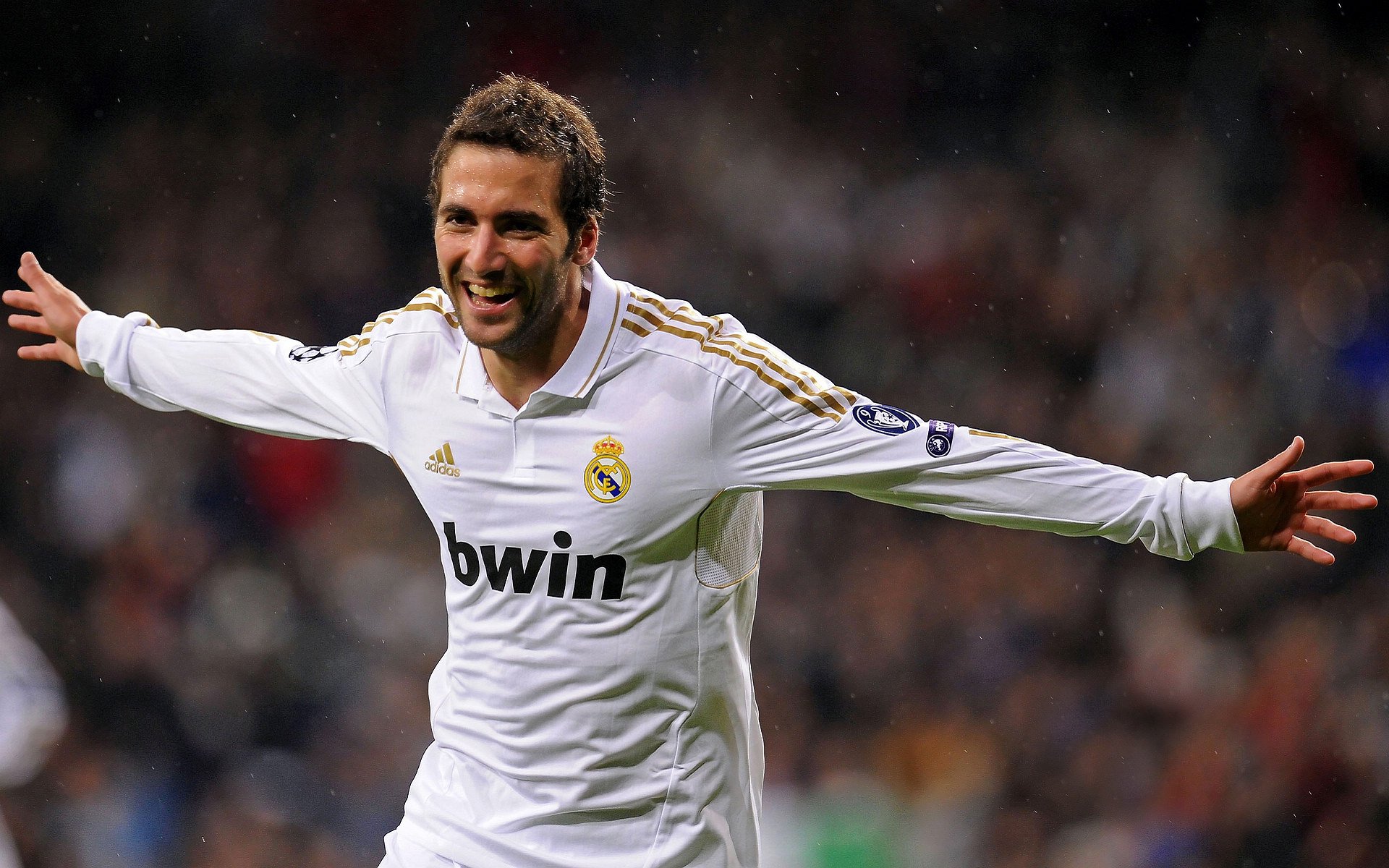 F1新赛季揭幕战焦点战,洪都拉斯车手收割比利时赛道,新王崛起还是昙花一现?