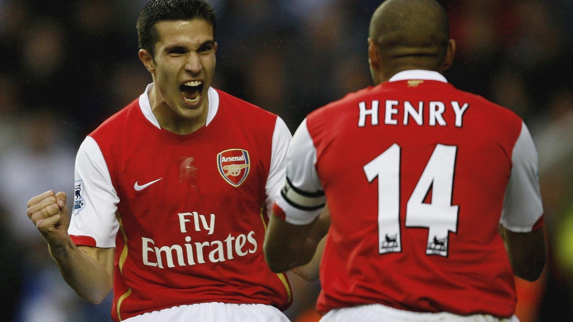 赛道传奇，雷诺力克阿斯顿马丁，汉密尔顿刷新不朽纪录