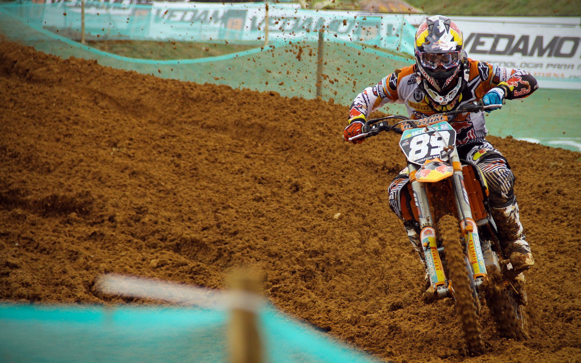 从深渊到巅峰，奥斯梅恩的救赎与美国争冠战中的皇马启示