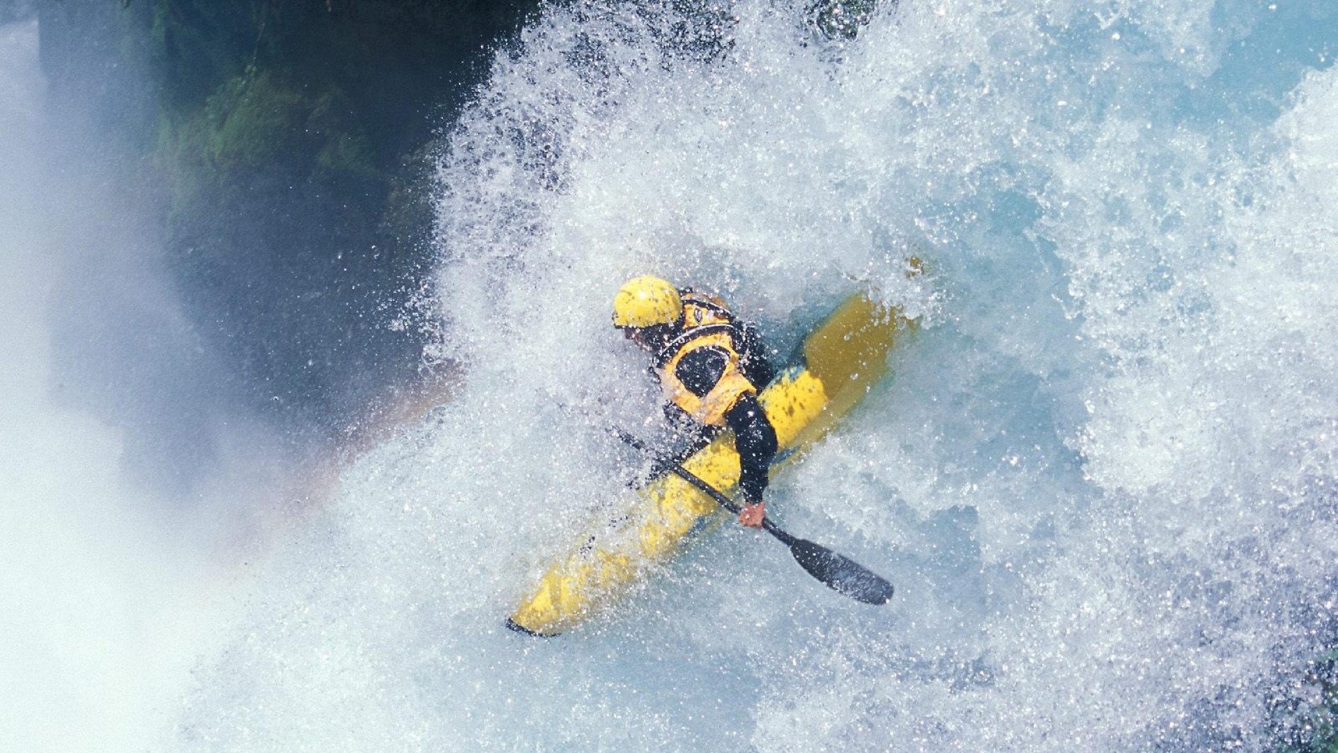 巴雷拉关键战不手软，利物浦击溃西班牙—红军的欧战铁血与斗牛士的黄昏